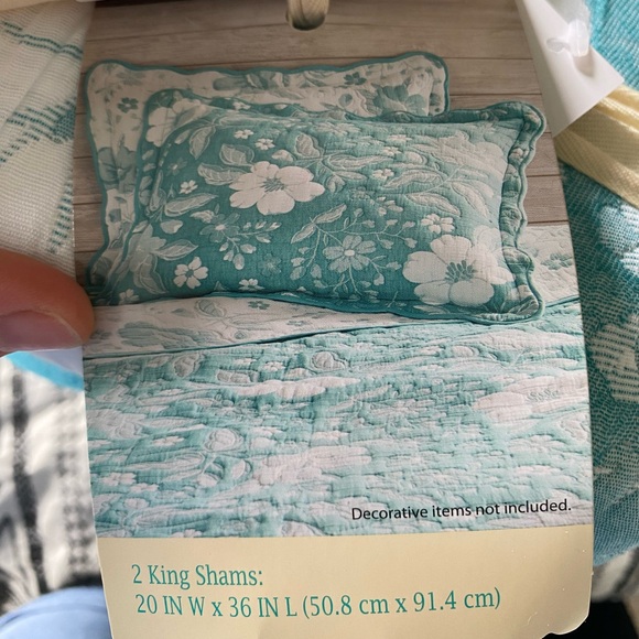 Pioneer Women King Shams - Picture 1 of 3